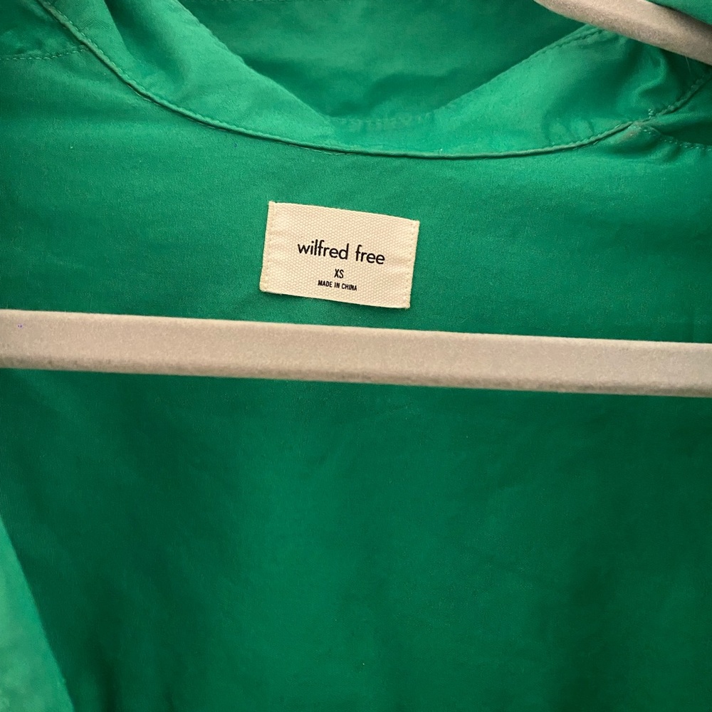 Aritzia Wilfred Free Shirt - Picture 3 of 3